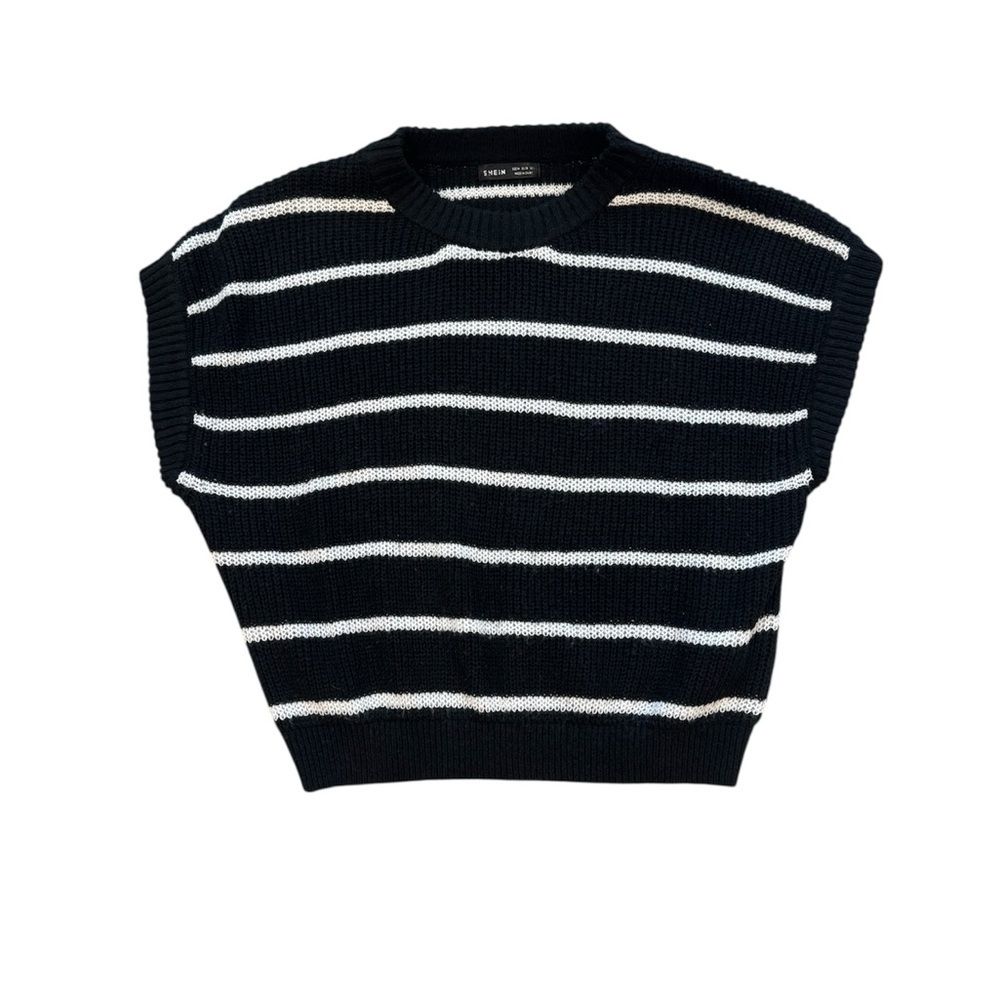 SHEIN Black and White Striped Short Sleeve Sweater Size Medium